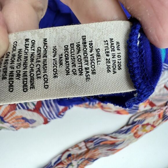 Soft Surroundings | Woman's Tory Tunic Floral Stripe Embroidered Top M - Picture 5 of 5